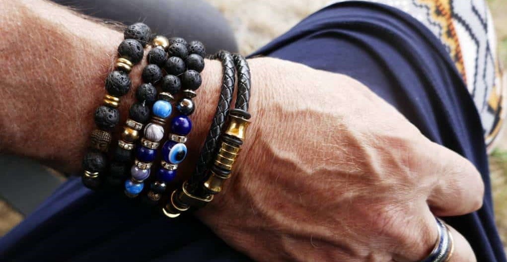 Quel bracelet en pierre naturelle offrir à un homme ?